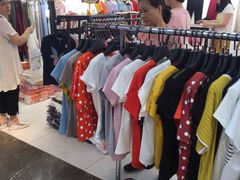 -广州白马服装市场