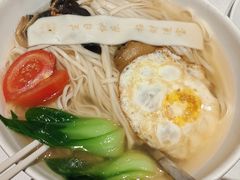 -王府井酒店(金桥港湾店)