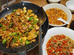 -聚鑫朋酸菜肥肠(九龙仓店)