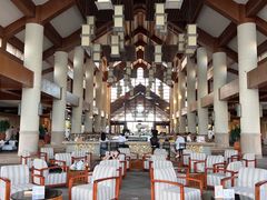 -亚龙湾喜来登·美景台大堂吧