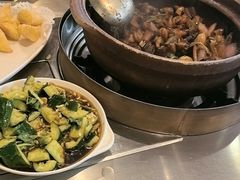 -胡须佬鸡煲四季火锅店(石厦西村直营店)