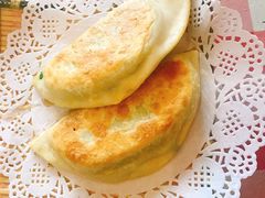 韭菜盒子-东北哈尔滨酱骨头馆房掌柜铁锅炖