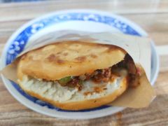 孜然夹馍-老字号杨坡红油米线腊汁肉夹馍(东四道巷店)