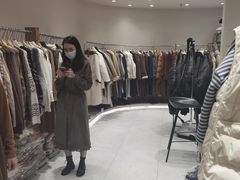 -广州壹马服装广场