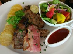 -Bamboo Bar & Grill Restaurant