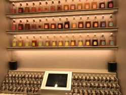 -法国娇兰精品店