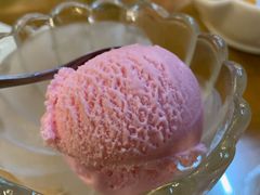 雪糕-新伊邑牛扒披萨西餐厅