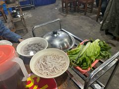 -章记正宗南岗鱼蛋火锅