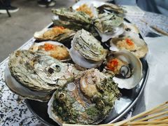 -蚝哥花姐湛江烤生蚝(美丽湾市场店)