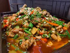 香辣霸王蛙锅-兔槽江湖菜·重庆璧山兔(水围店)