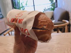 -Bánh Mì Huynh Hoa