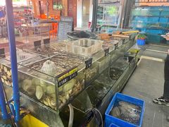 -岛中岛·海鲜大排档·万宁老字号(东澳店)