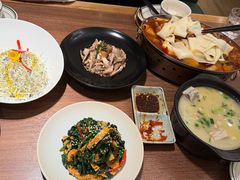 -贯贯吉·清真餐厅(浙江中路店)