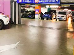 -吾悦广场·停车场