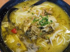 -老妈米线(港龙店)