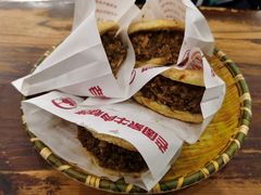 牛肉烧饼（多肉）-穆得·老周家牛肉烧饼(普利街店)