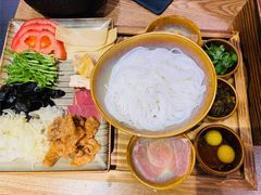 蒙自过桥米线-麦麦山云南菜(复地活力城店)