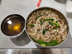 -正宗杨记普洱酸醋米线(总店)