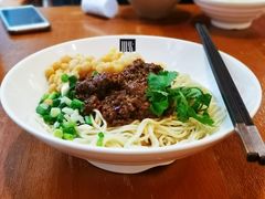 -八一好吃街·高品美食广场