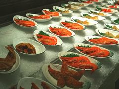 -雍容荟帝王蟹活龙虾展台自助(IFS黑金店)