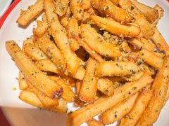 -耶里夏丽·新疆菜·家庭聚场(百联中环购物广场店)