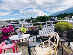 -唐咖精品咖啡(大理古城手冲店)