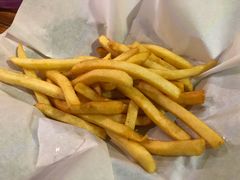 -百好乐宠物友好餐厅(朝外大街店)