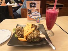 -花漾咖啡(首都国际机场六号店)