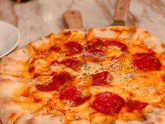 鸡肉萨拉米三重奏披萨-the rug 飞毯 (朝阳公园店)