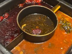 -老牌坊云南鱼豆花火锅(嵩山店)