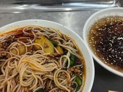 -洪记凉米线(新兴路店)