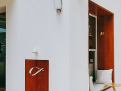 -Line 咖啡(石厦花园店)