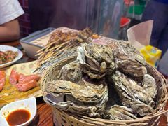 -蚝堡海鲜·威海菜·海肠捞饭·烧烤·亚洲吃蚝公司(幸福门店)