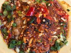 -拈签一笑黄牛肉辣卤串串