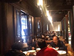 -建新园过桥米线(老街店)