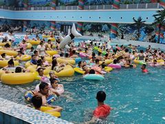 -海豚堡温泉水乐园