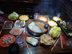 -乐山串串香老火锅(鼓楼店)