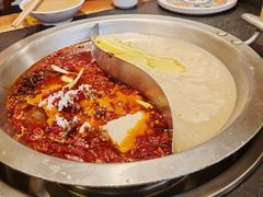 -沸炉重庆老火锅(军事博物馆店)