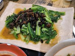 -冯烫烫跷脚牛肉·川菜小馆(武胜西街店)
