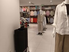 -优衣库(上海正大广场店)