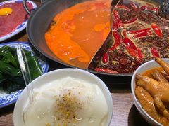 -萍姐火锅·公路夜市(武汉首店)