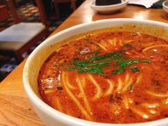 小锅米线-云海肴·云南小炒·汽锅鸡(天津国金汇店)