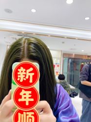 -镁连社·美联社