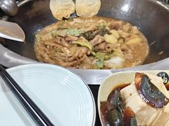 -三里屯土灶炖公鸡地锅鸡(江东店)