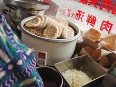 -烤鸭肉夹馍鸭汤店