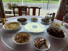 -天乐农家鱼头王(天目湖店)