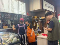 -何太太馄饨面铺(大浒东苑店)