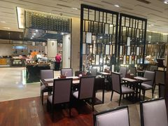 -广州万富希尔顿酒店·感趣自助餐厅·金秋蟹宴生蚝海鲜刺身