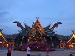 -七彩云南欢乐世界