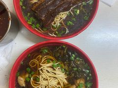 -小龙大肉面馆